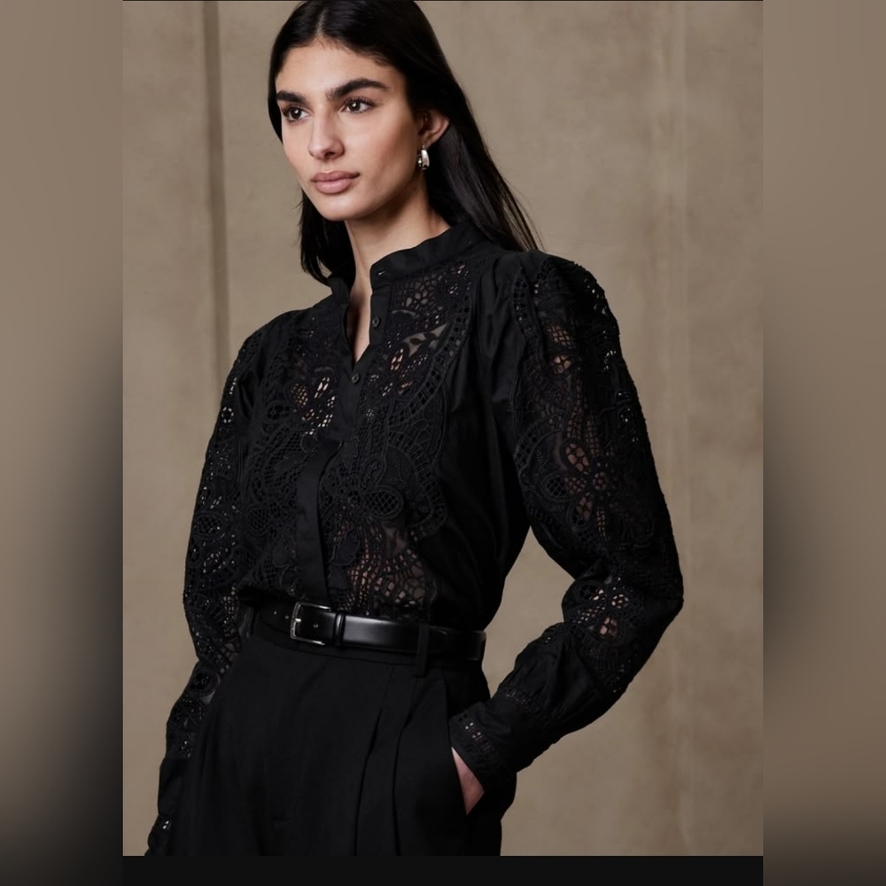 NWT Mariana Lace Blouse Size Medium In Black By Banana Republic